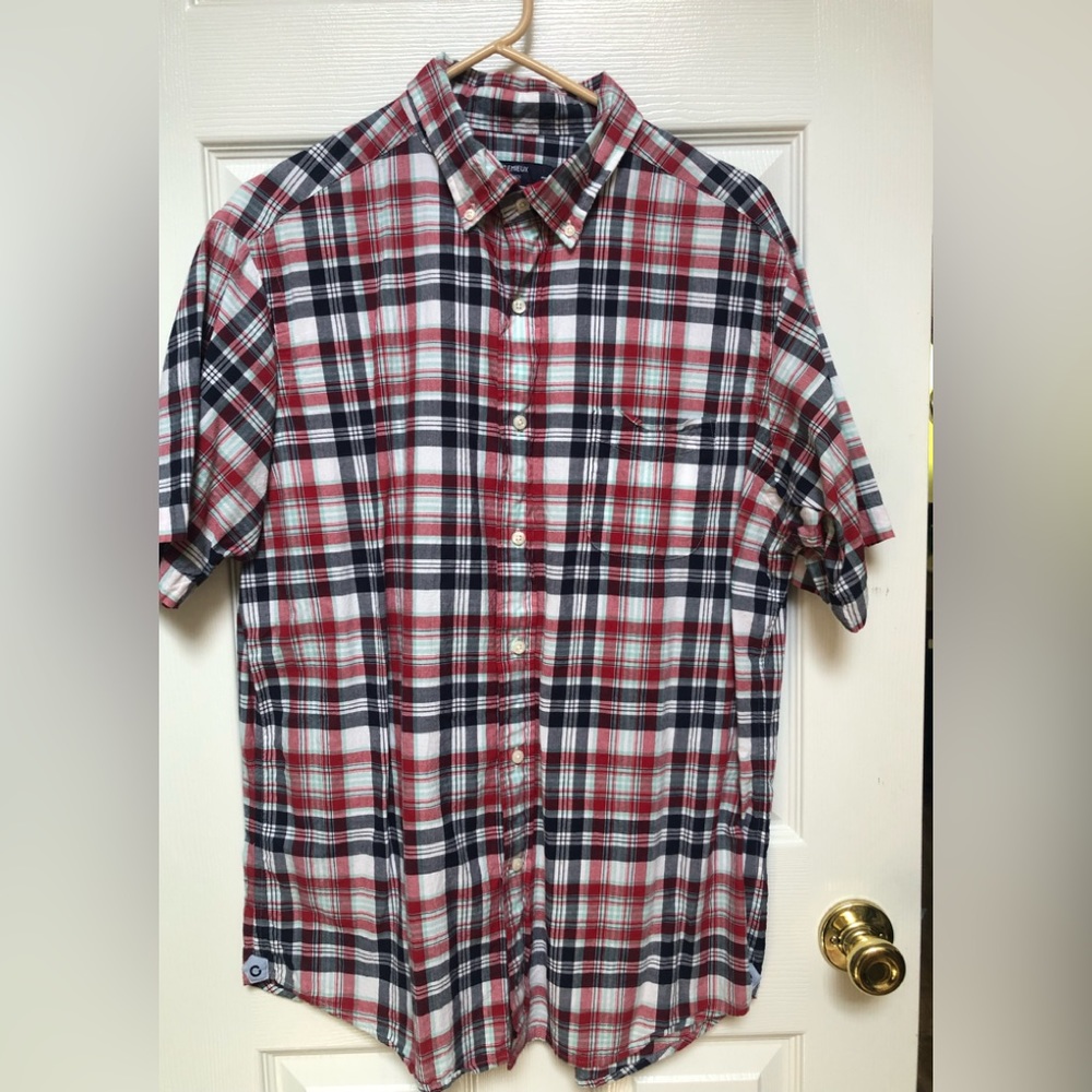 Daniel Cremieux button down shirt